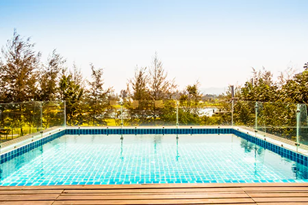 Cost of Glass Pool Fence Repair in Lauderhill, FL